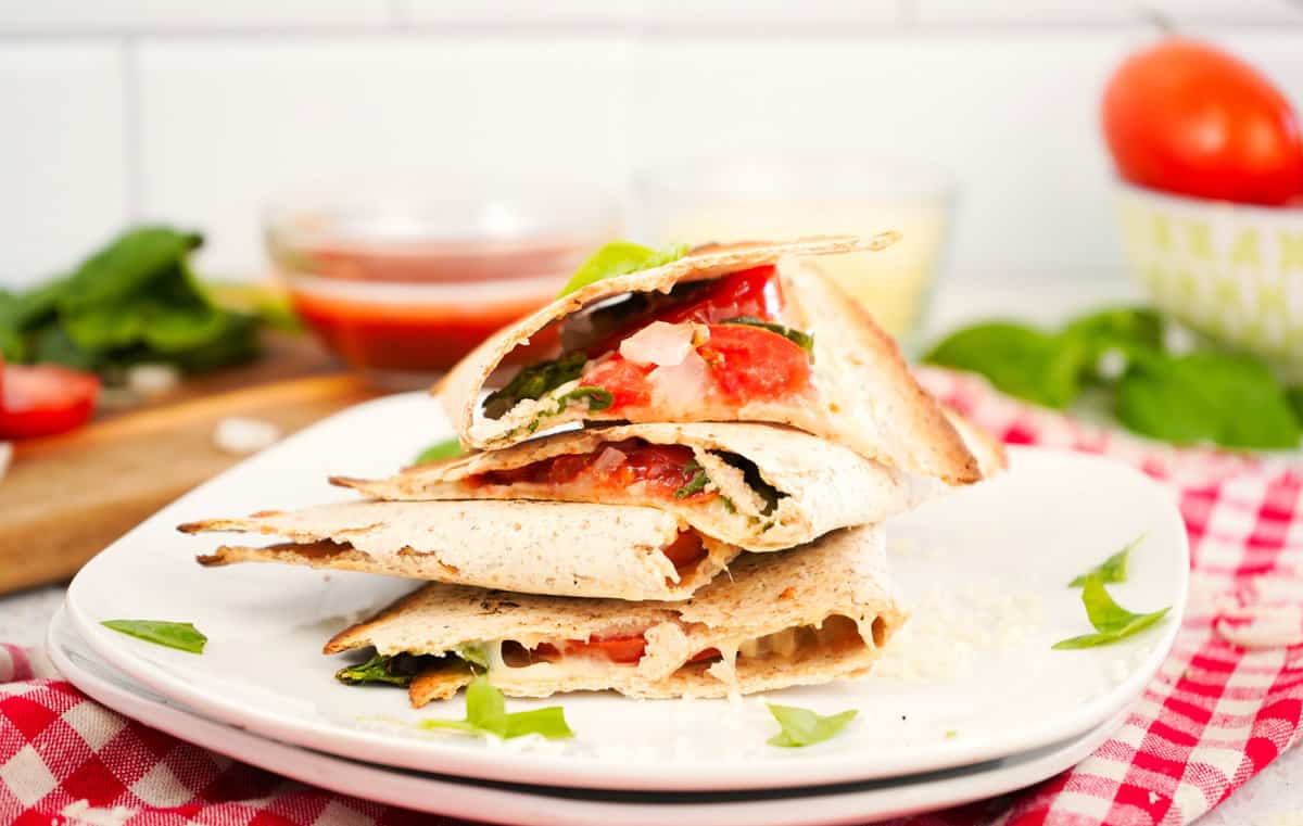 Air Fryer Veggie Pizza Quesadillas Air Fryer Veggie Pizza Quesadillas
