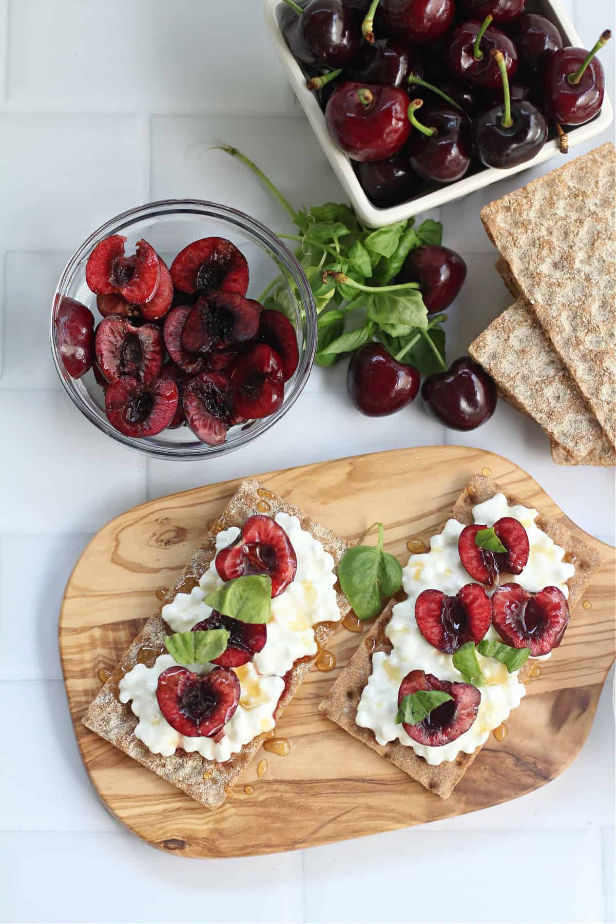 Cottage cheese toast with cherries Cottage cheese toast with cherries