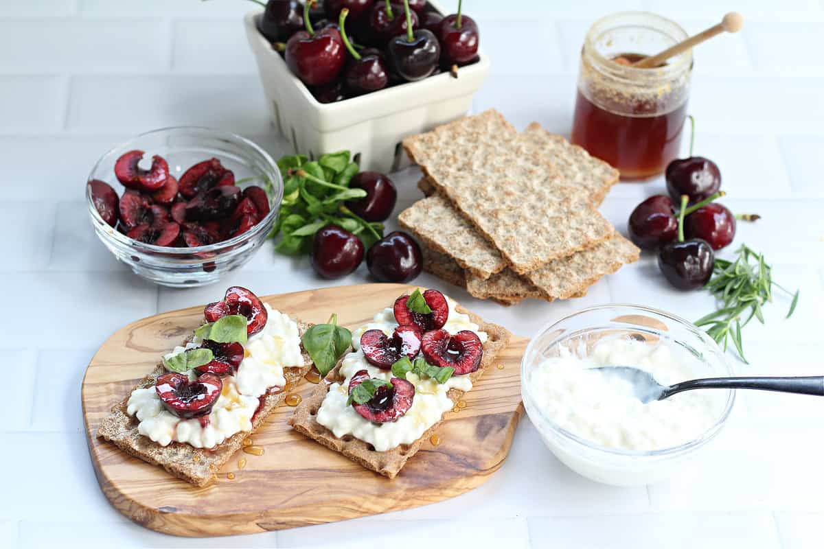 Cherry Cottage Cheese Toast on wasa crackers Cherry Cottage Cheese Toast on wasa crackers