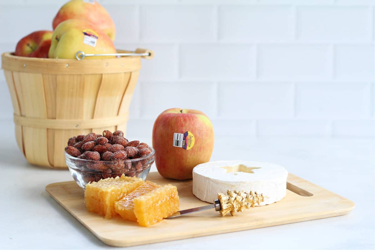 Tasty Christmas Charcuterie Board Tasty Christmas Charcuterie Board