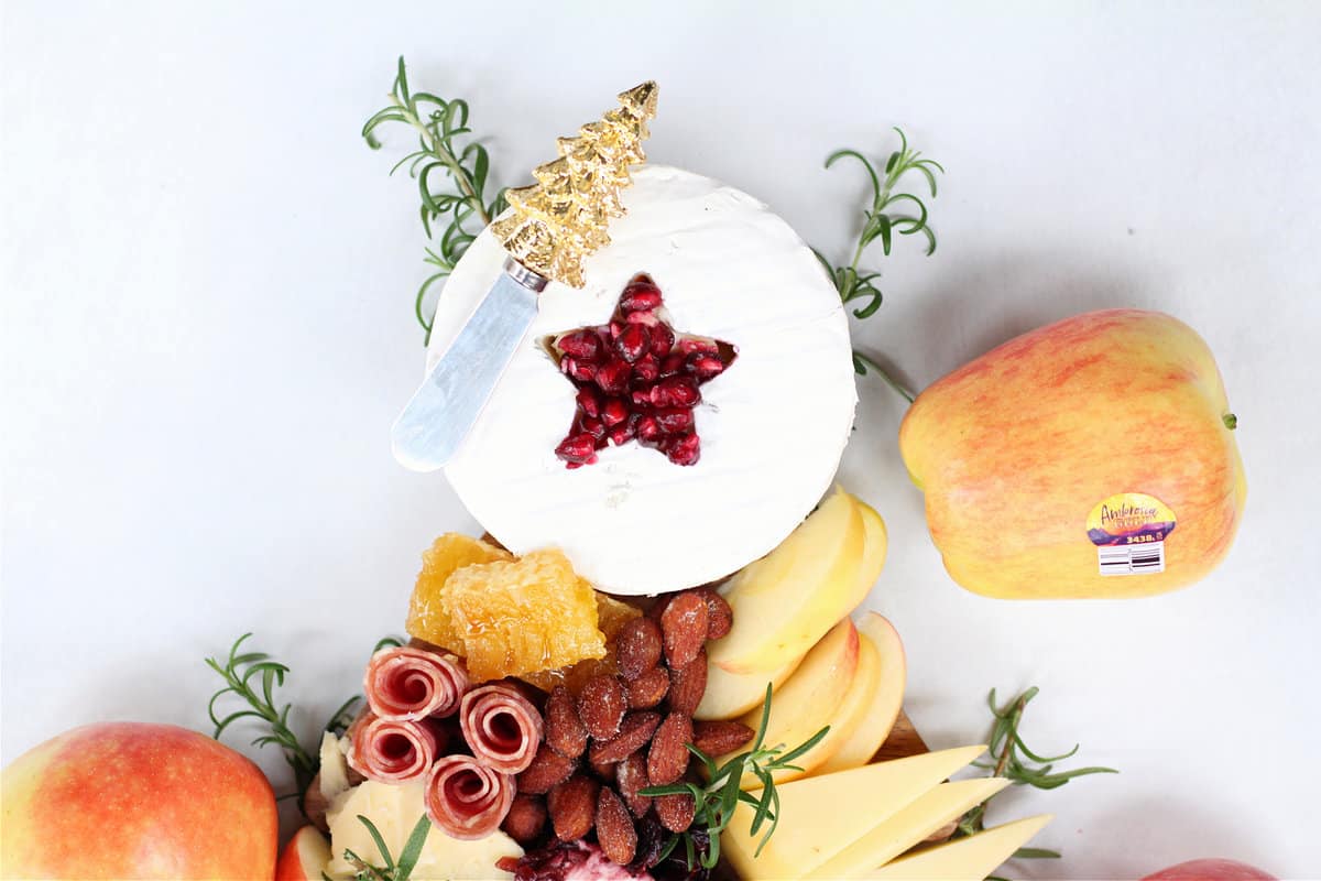 Easy Christmas Tree Charcuterie Easy Christmas Tree Charcuterie