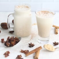 Banana Peanut Butter & Date Smoothie
