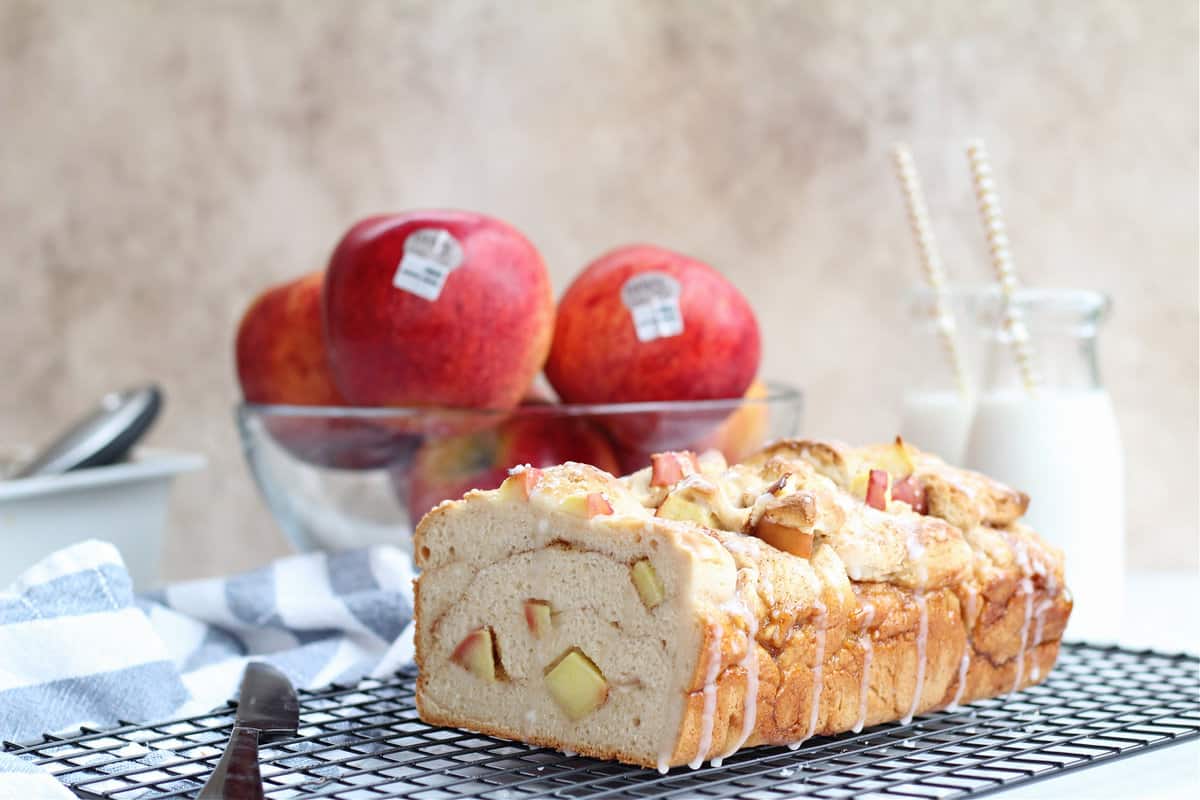 Tasty Gluten free apple cinnamon pull apart bread Tasty Gluten free apple cinnamon pull apart bread