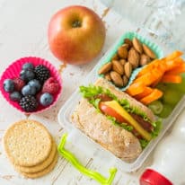 20 Lunchbox Packing Tips & Hacks from Parents