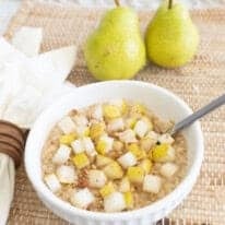 Instant Pot Spiced Pear Oatmeal