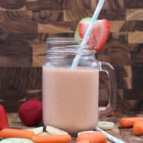 Strawberry Banana Smoothie With Veggies