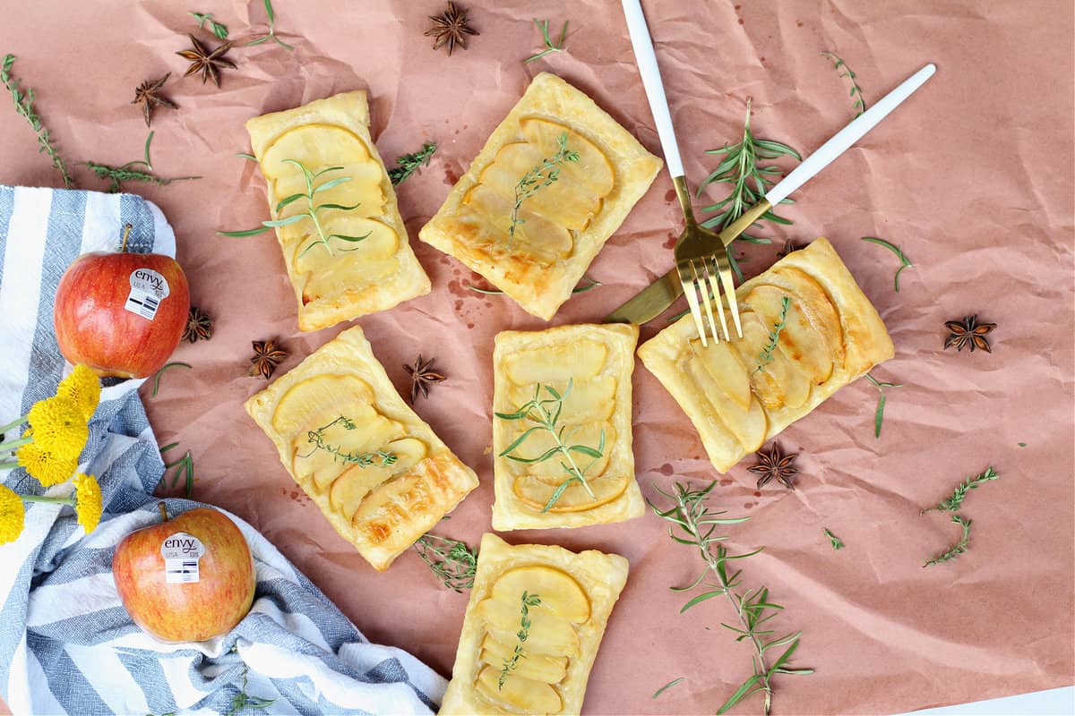 How to make Upside Down Apple Puff Pastry How to make Upside Down Apple Puff Pastry